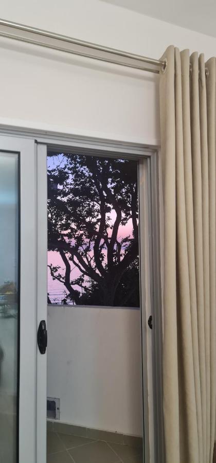 Apartment Blue Bay Beach Front Uji Ftohte *